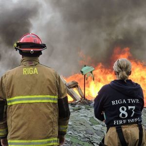 Meet your Posher, Dena